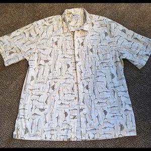 Columbia men’s sportswear shirt